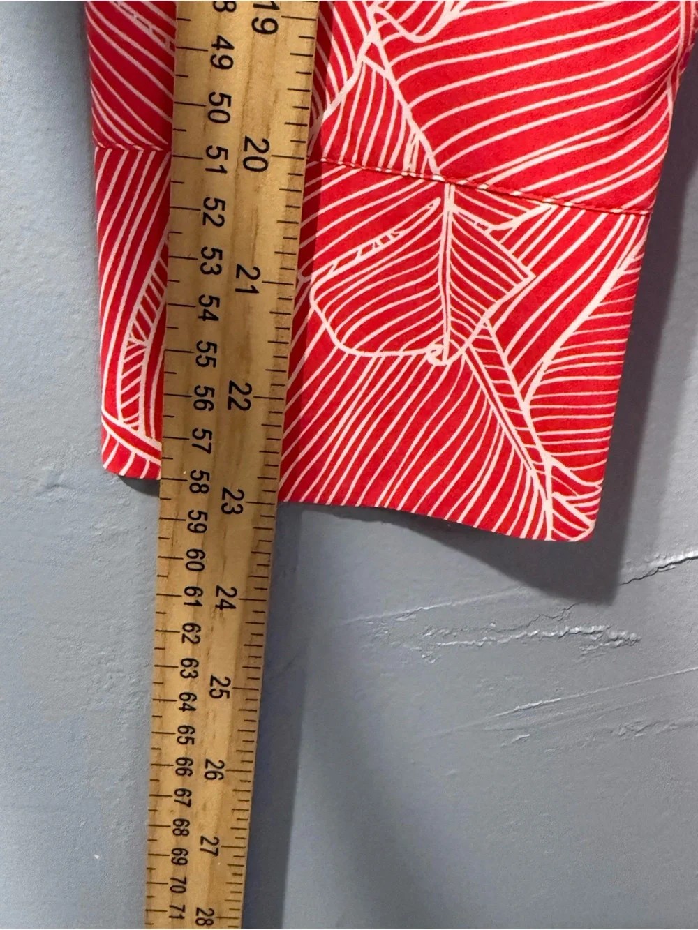 Coolibar UPF‎ 50+ Women's Koesta Coral and White Palm Leaf Cover-Up Women’s Sz M